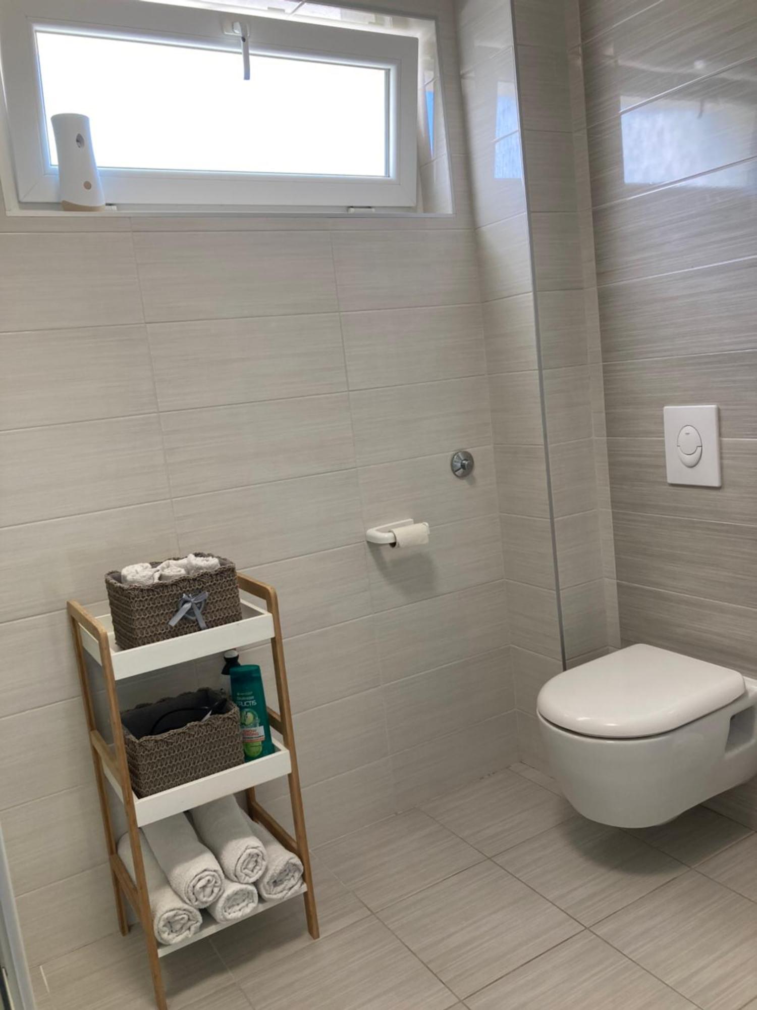 Apartman Sonas With Free Private Parking Karlovac Eksteriør billede