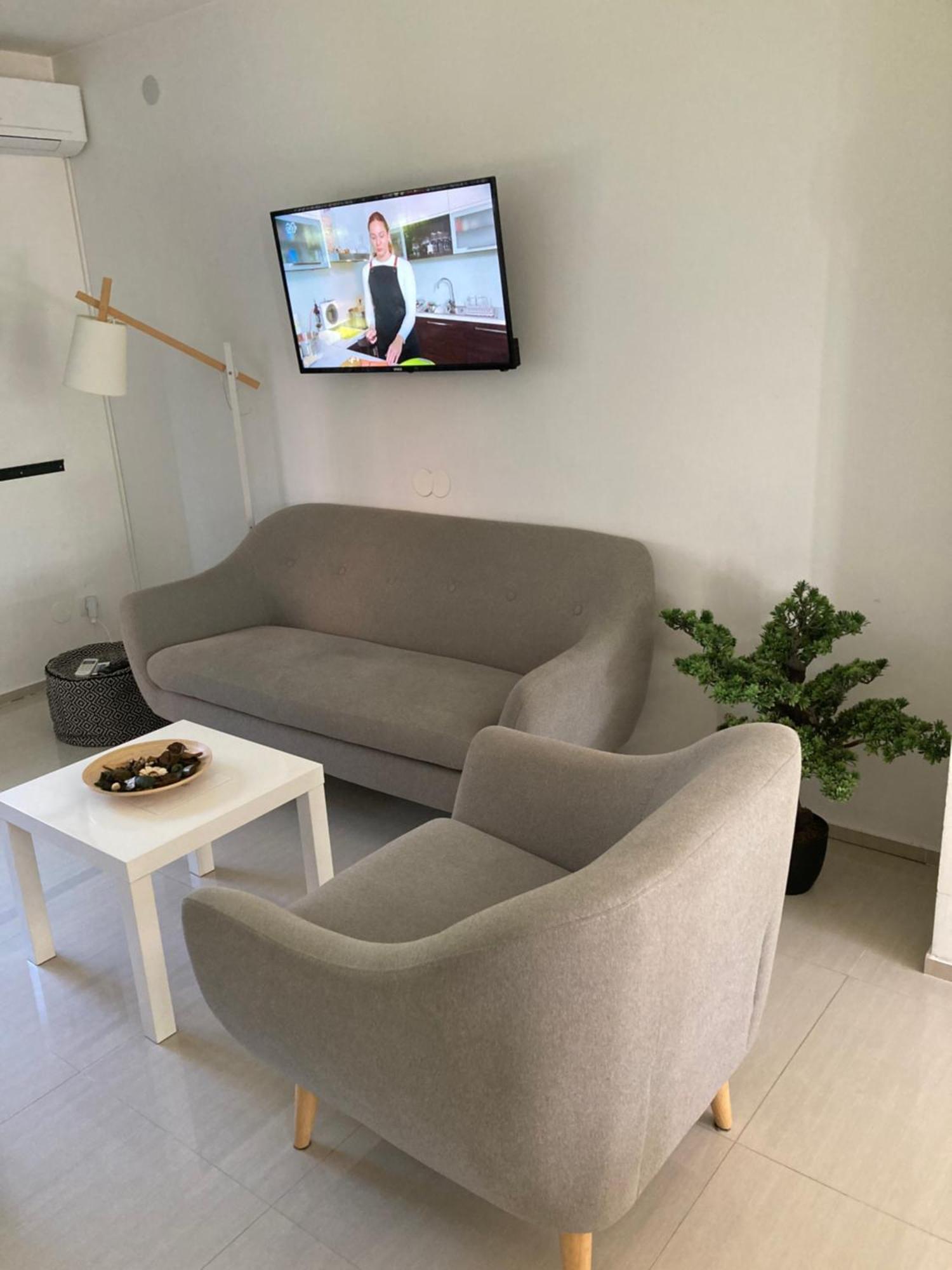 Apartman Sonas With Free Private Parking Karlovac Eksteriør billede