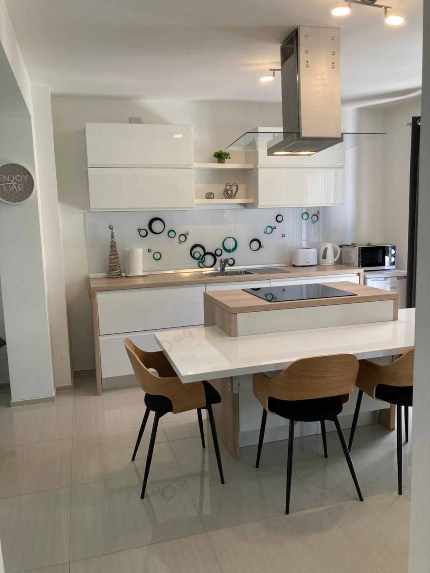 Apartman Sonas With Free Private Parking Karlovac Eksteriør billede