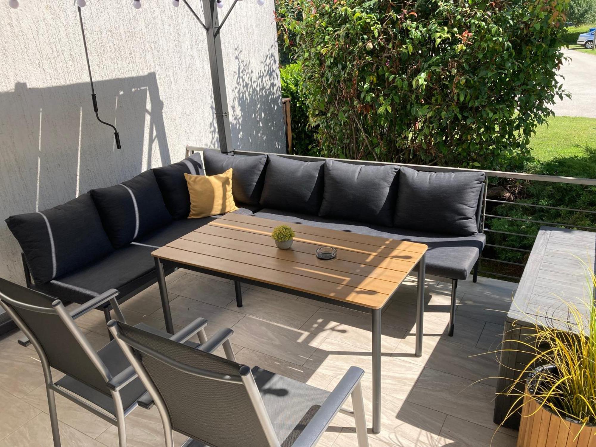Apartman Sonas With Free Private Parking Karlovac Eksteriør billede
